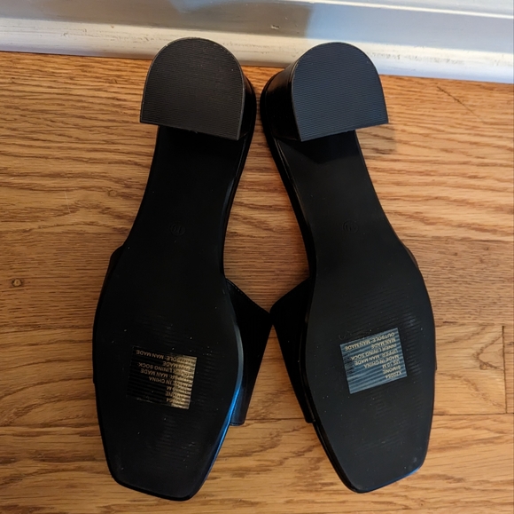 Block Heel Open Toe Mule - Picture 6 of 8